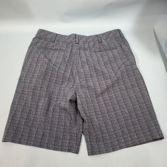 Izod Golf 10" Shorts Men's Size 34 Grey - Picture 2 of 6
